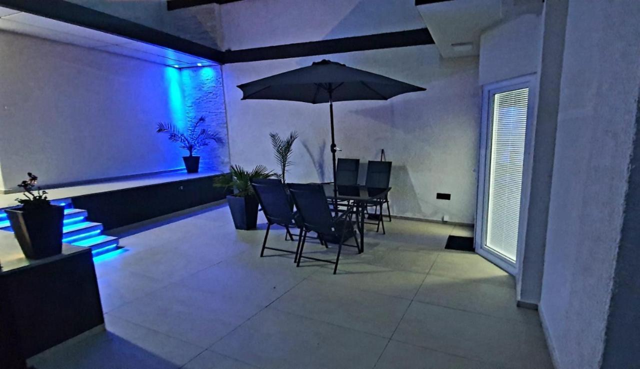 Penthouse Jacuzzi & Pool Apartmants Опатия Экстерьер фото