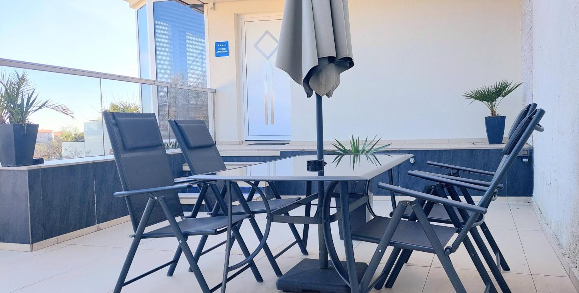 Penthouse Jacuzzi & Pool Apartmants Опатия Экстерьер фото